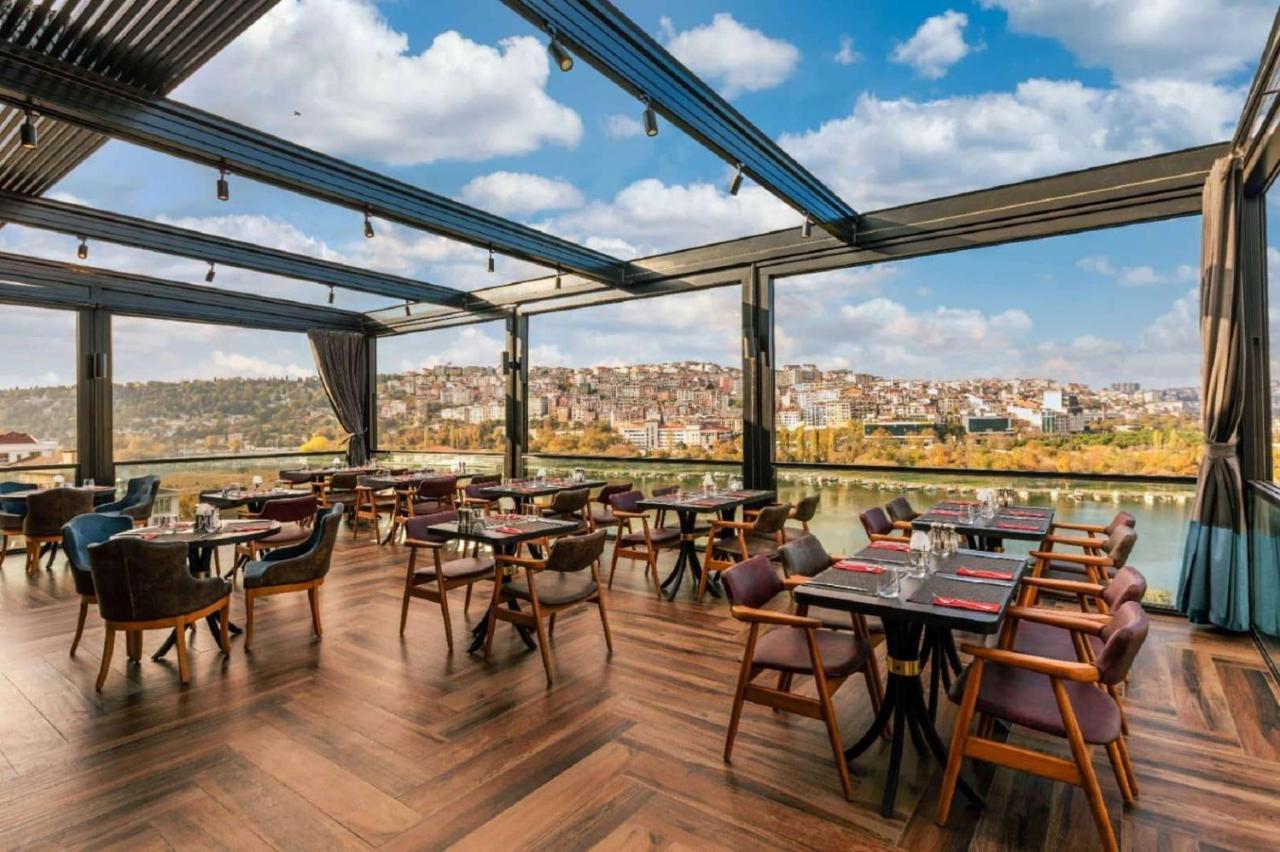 Ramada By Wyndham Golden Horn Otel