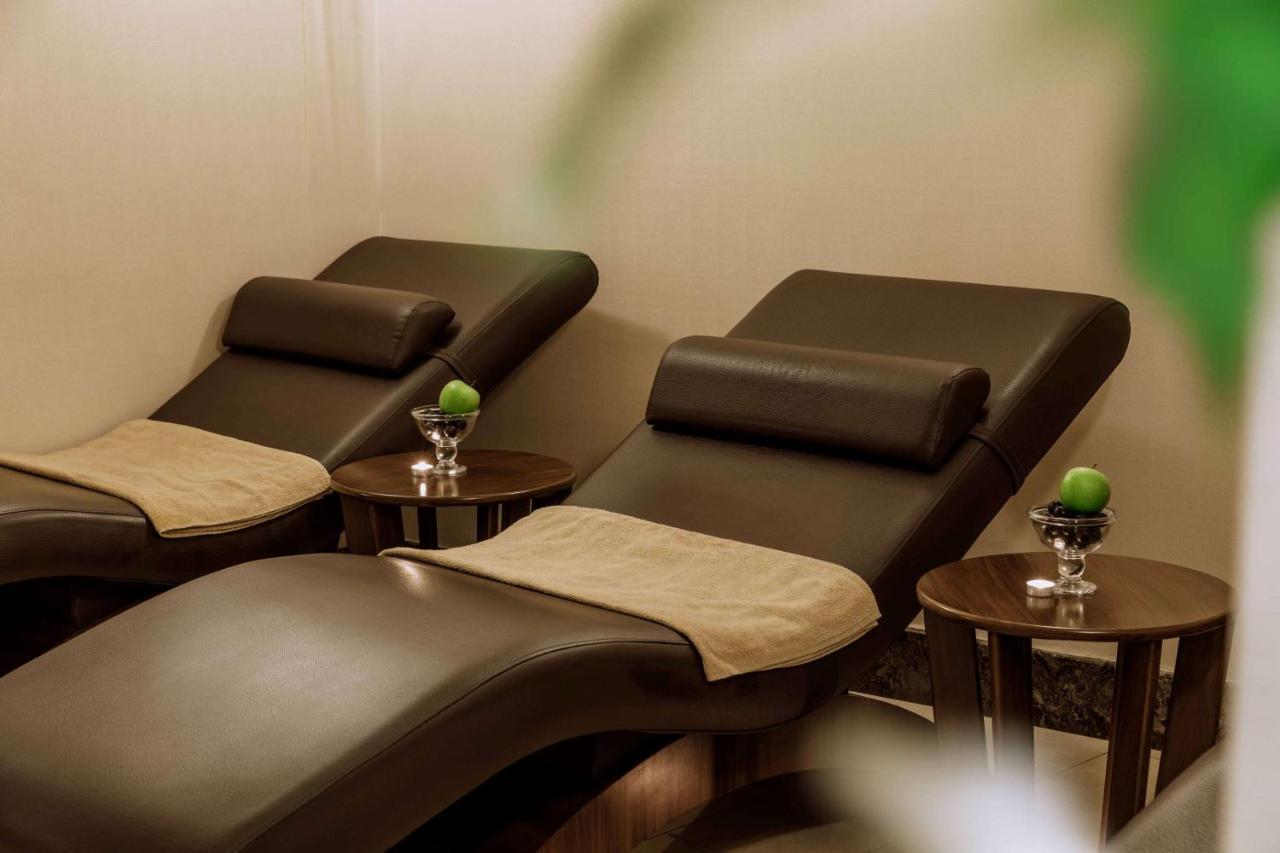 Ramada By Wyndham Golden Horn Otel